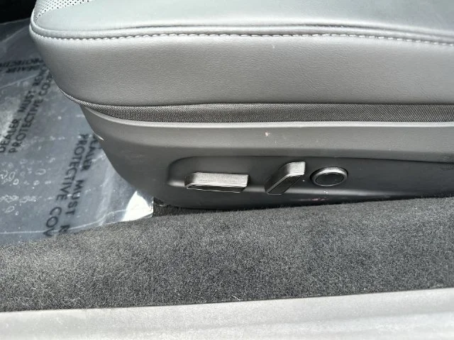 2025 Tesla Model 3 Long Range - Photo 12