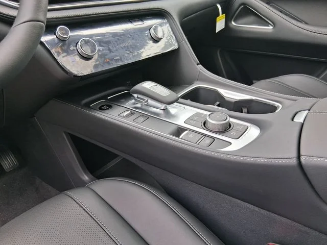 New 2027 RADIANT WHITE INFINITI Luxe FWD image 16