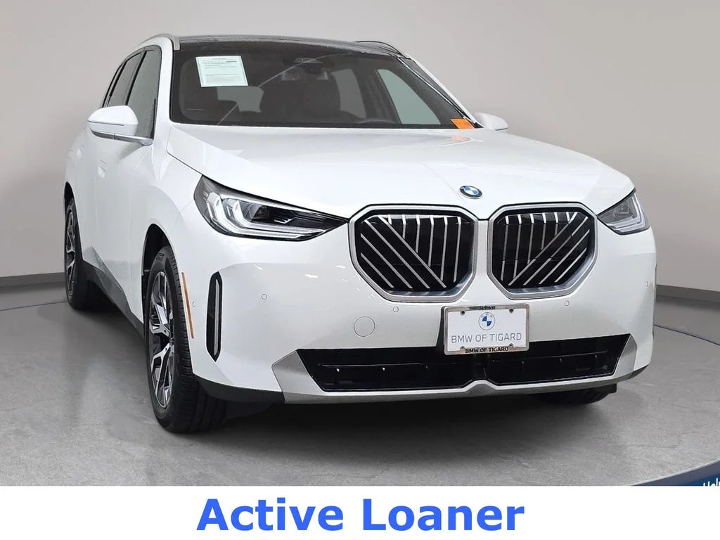 Used 2025 Alpine White BMW 30 xDrive image 3