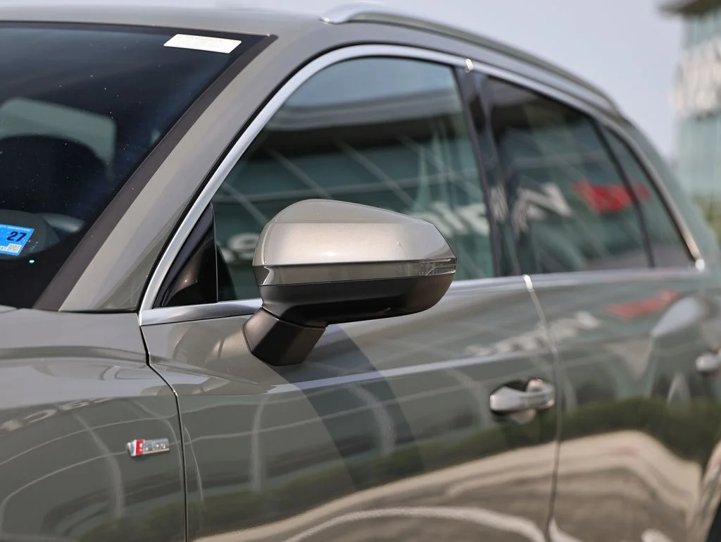 Used 2024 Gray Audi Premium Plus image 11