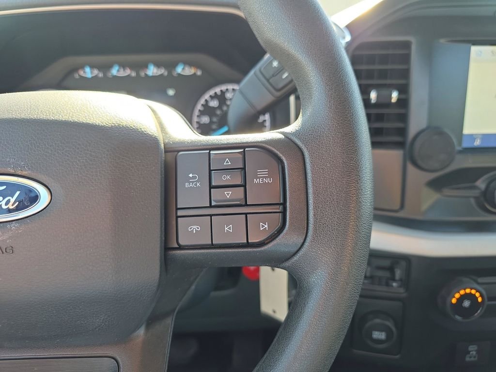 Used 2022 Oxford White Ford XL image 21
