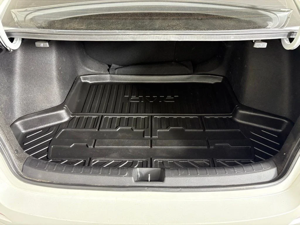 Used 2022  Honda EX image 18