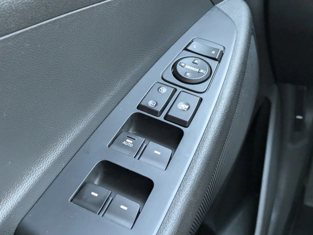Certified Used 2021 Dusk Blue Hyundai Value image 23