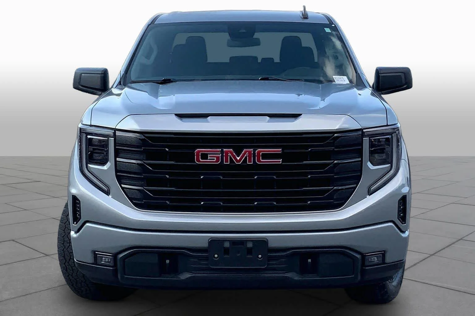 Used 2025 Sterling Metallic GMC Elevation image 4