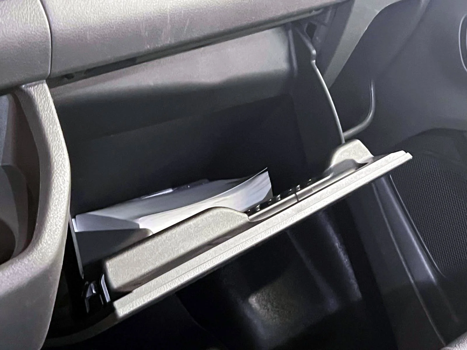 Used 2025 White Ford  image 33
