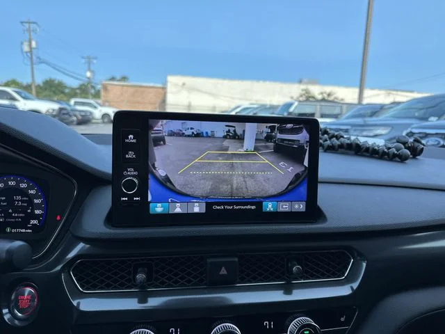 Used 2025 White Acura Type S image 18