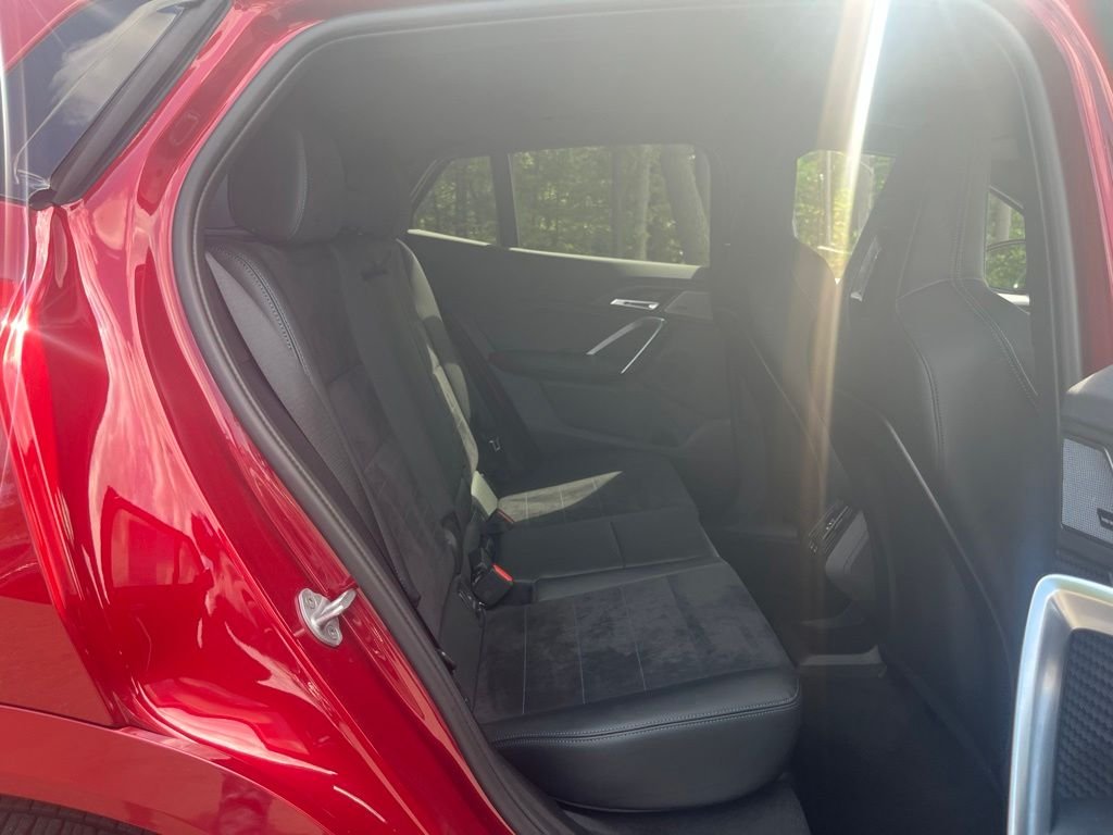 Used 2026 Vegas Red Metallic BMW M35i image 23