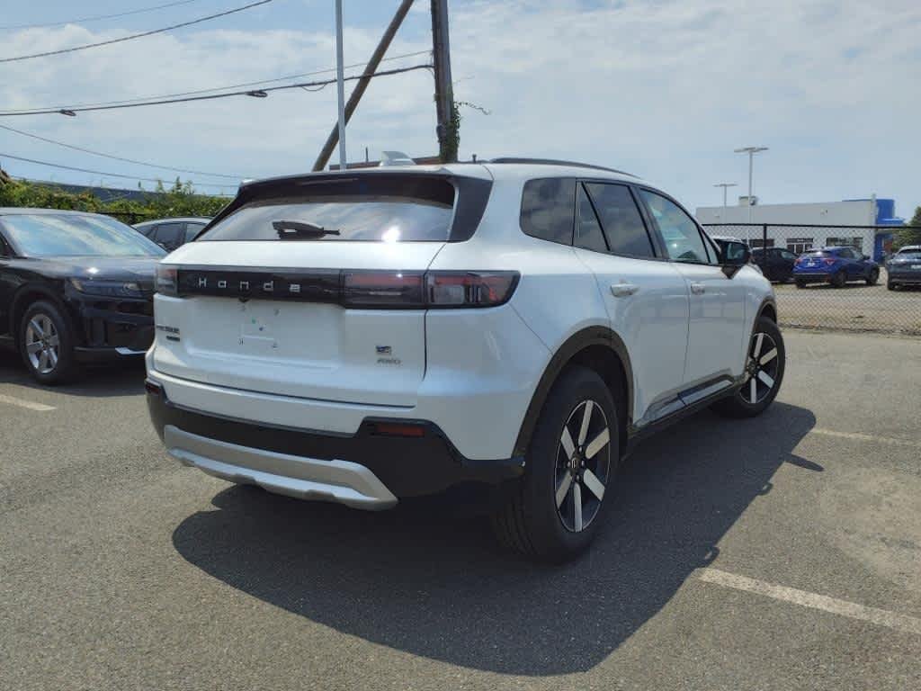 New 2026 Frostline White Pearl Honda Touring image 3