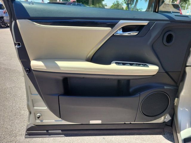 2021 Lexus RX 350 - Photo 17
