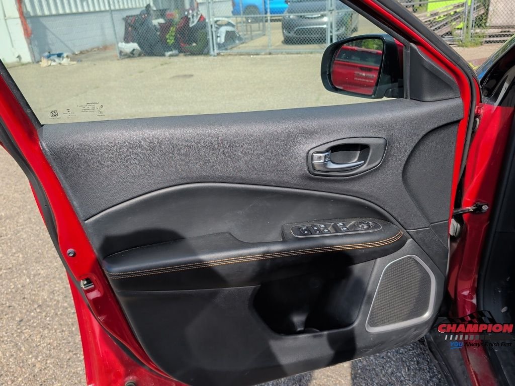 Used 2020 Red Jeep Limited image 12