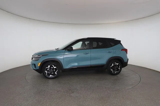 Used 2023 Green Honda LX image 5