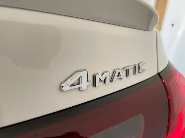 New 2027 White Mercedes-Benz GLC 300 image 49