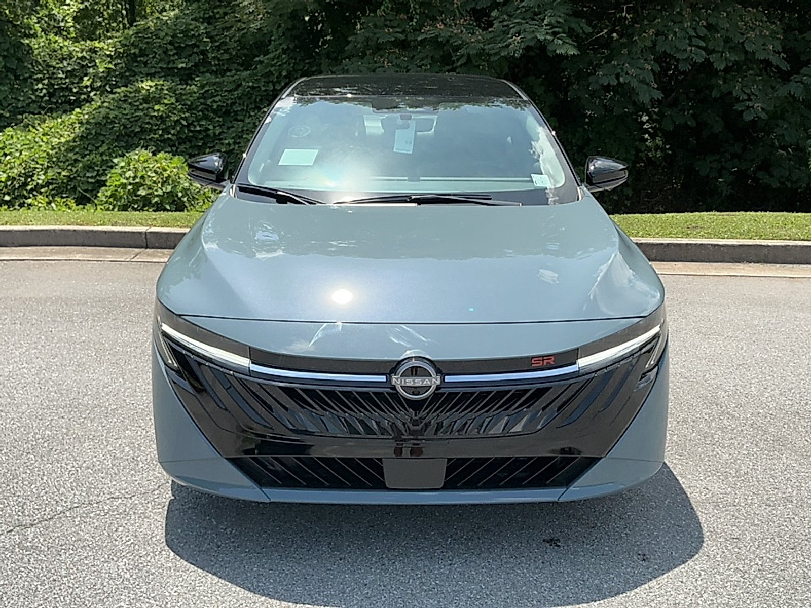 New 2026 Atlantic Gray Metallic/Super Black Nissan SR image 16