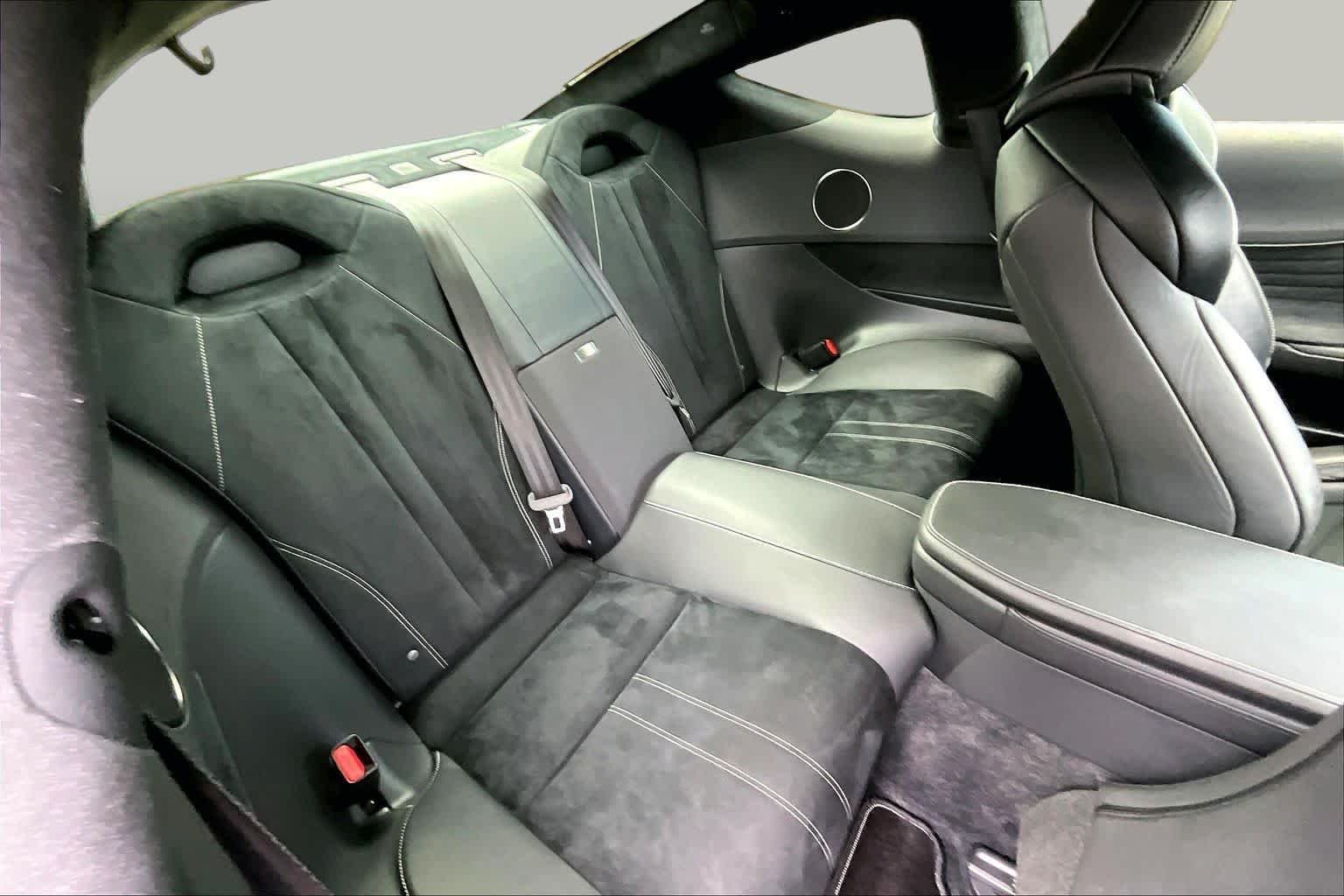 Used 2019 Atomic Silver Lexus  image 20
