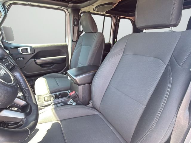 Used 2019 Silver Jeep Unlimited Sport S image 10