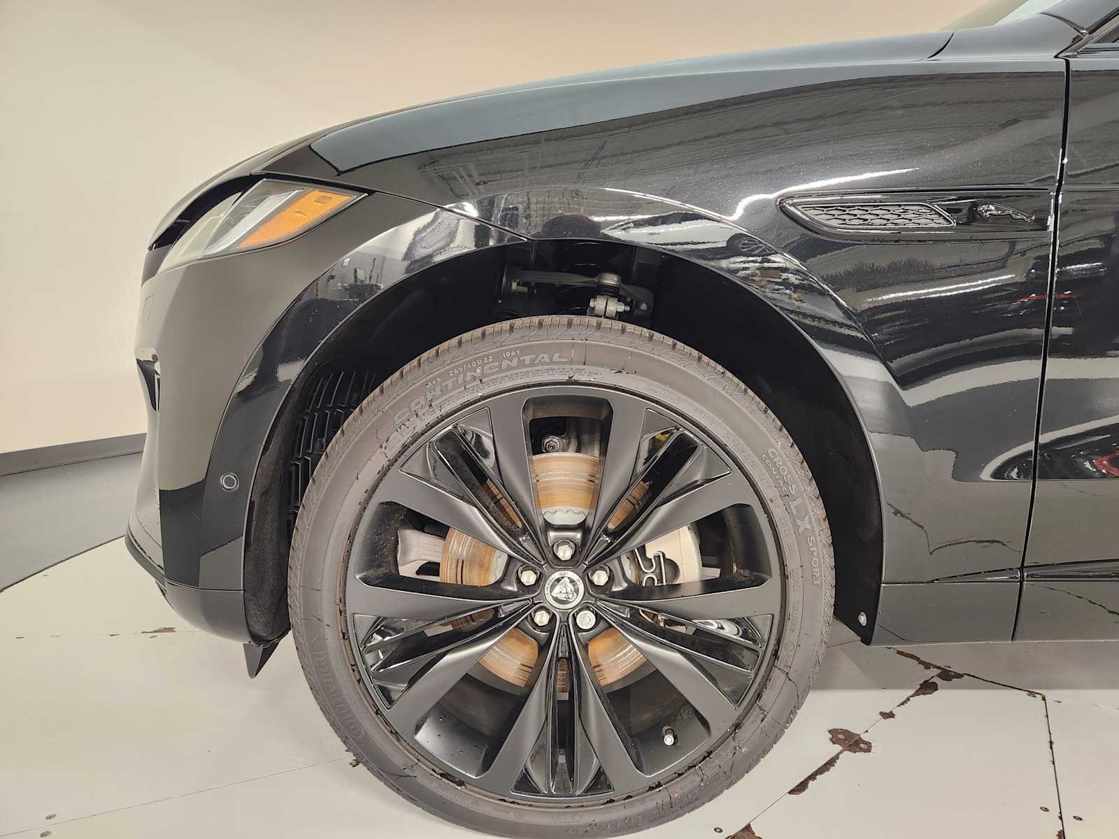 2026 Jaguar F-Pace R-Dynamic S - Photo 11