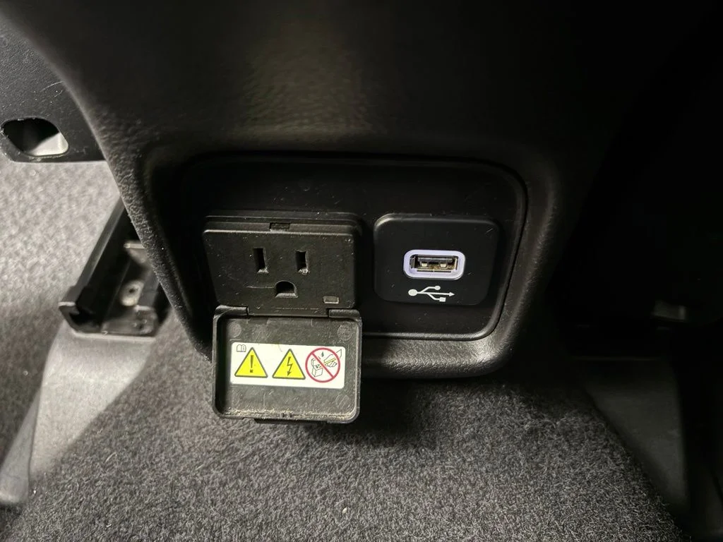 Used 2021 Red Jeep Limited image 36