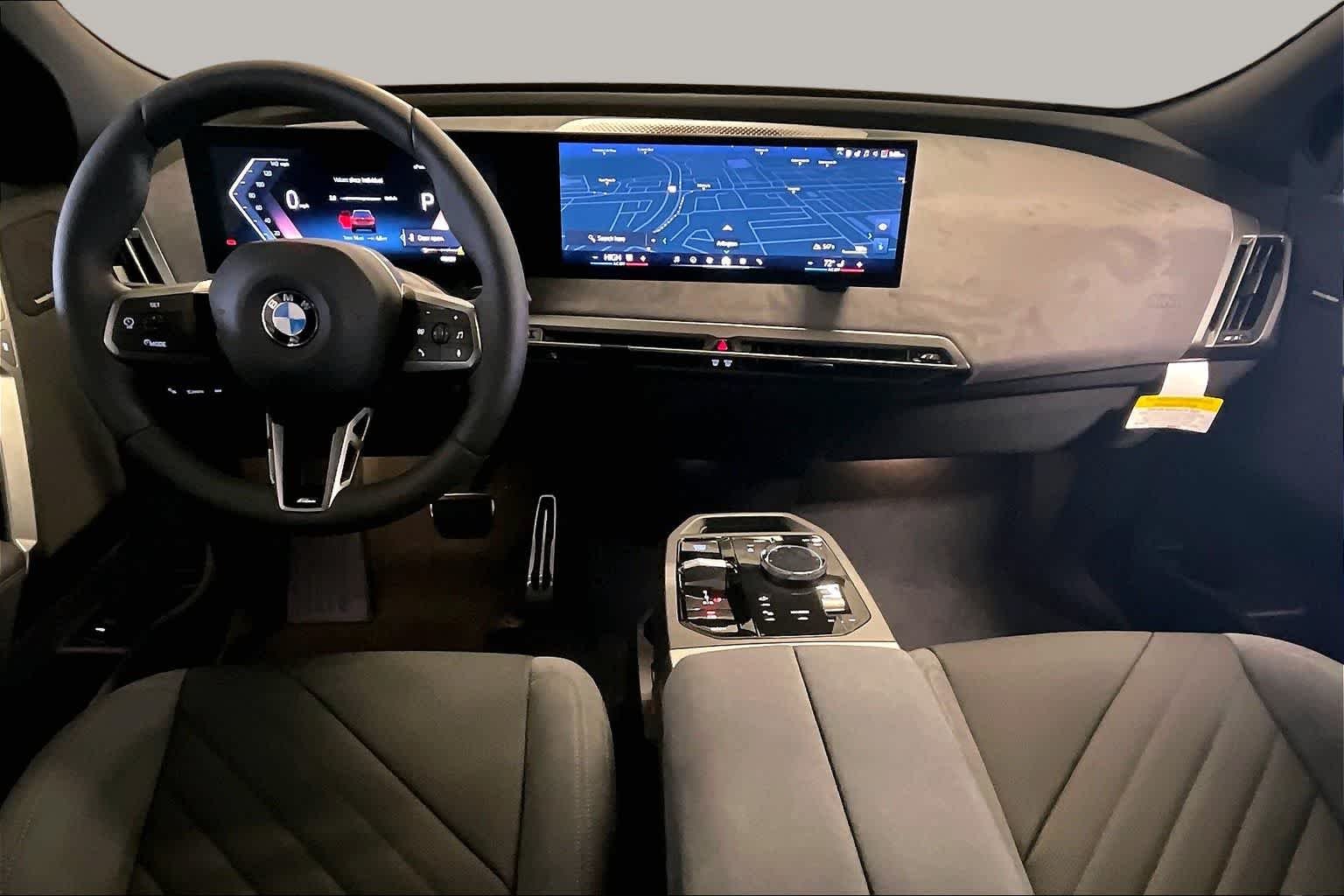 New 2026 Aventurin Red Metallic BMW xDrive60 image 5