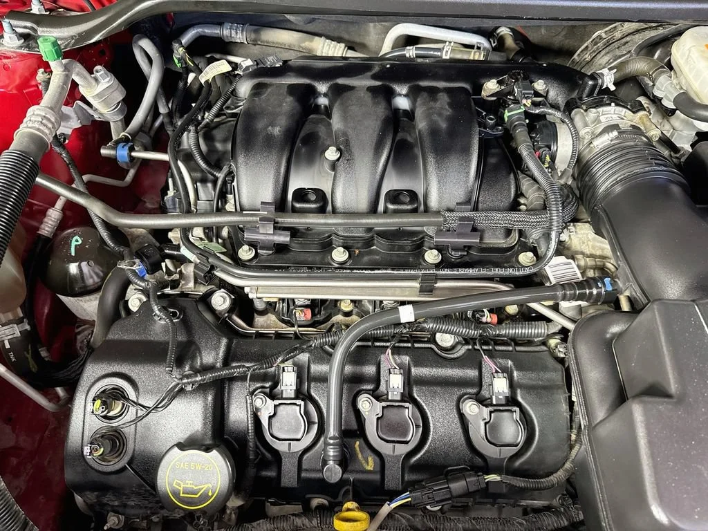 Used 2019 Red Ford Limited image 40