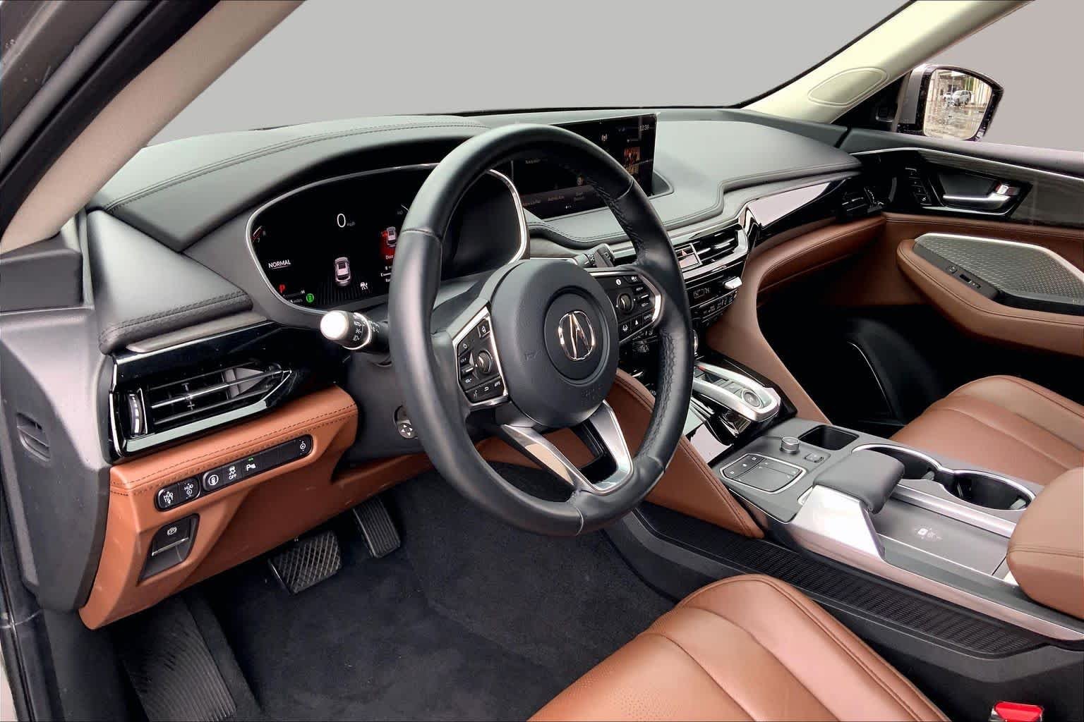 Used 2023 Liquid Carbon Metallic Acura w/Advance Package image 17