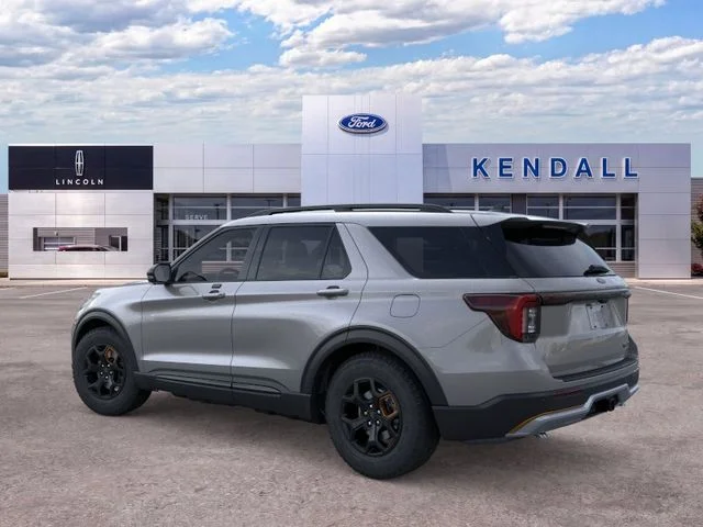 New 2026 Gray Metallic Ford Tremor image 4