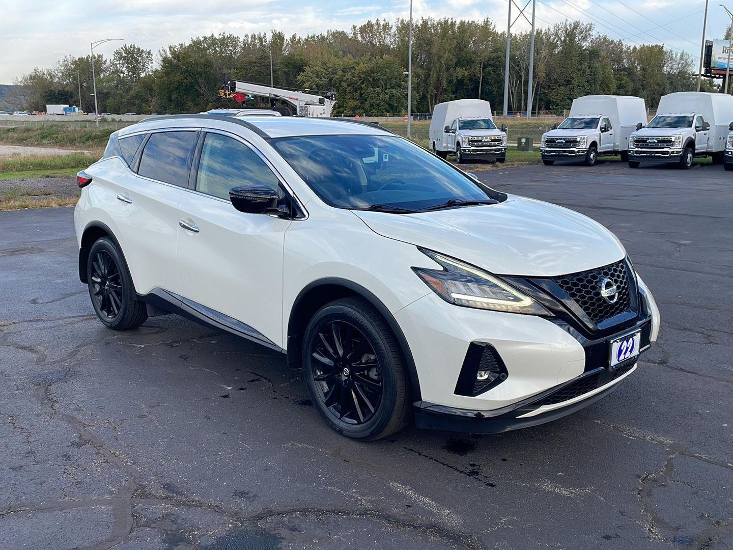 Used 2022 White Nissan SV image 7