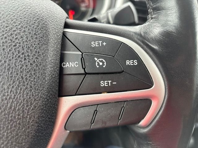 Used 2016 Blue Jeep Trailhawk image 8