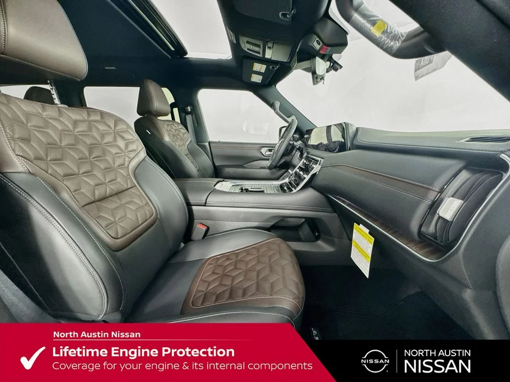 New 2026 White Nissan Platinum Reserve image 38