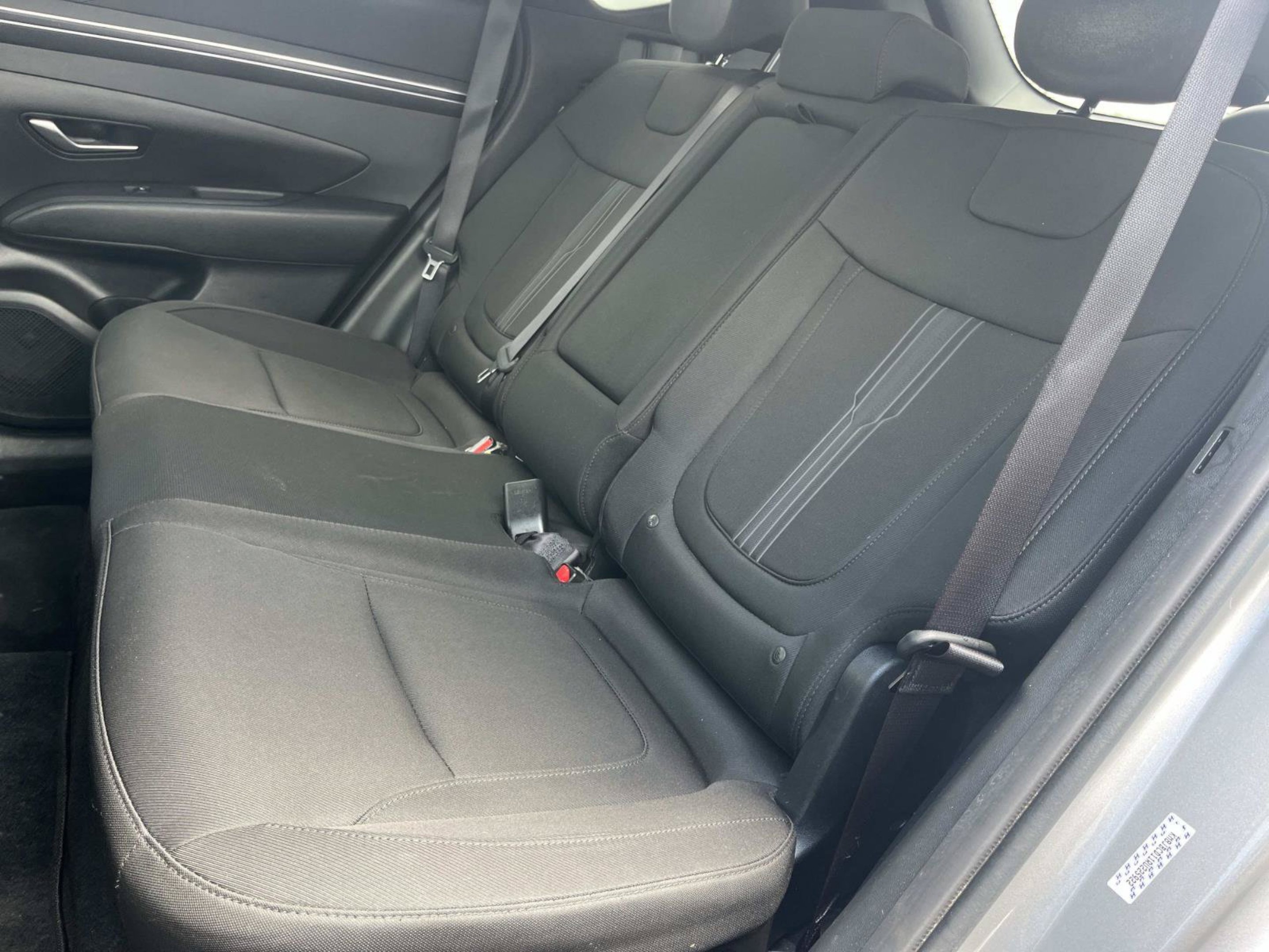 Used 2024 Shimmering Silver Hyundai Blue image 18