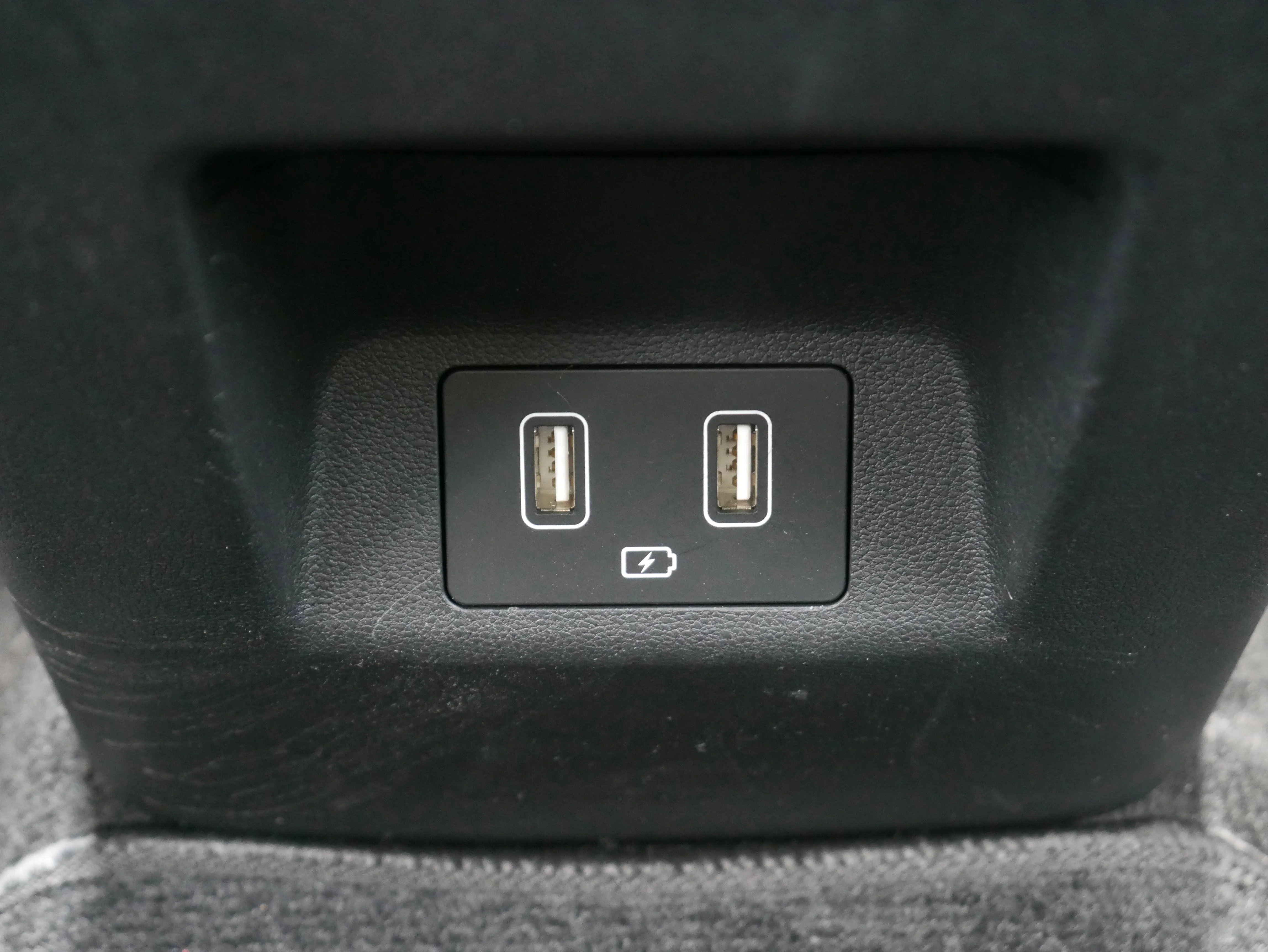 Used 2023 Serenity White Pearl Hyundai SEL image 15