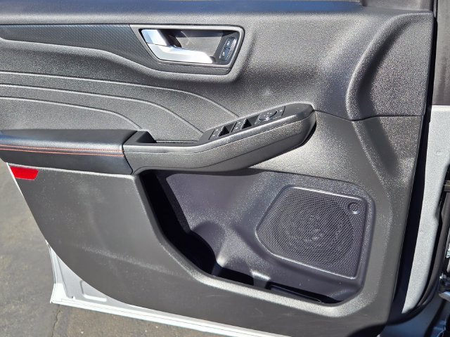 Used 2023 Silver Ford ST-Line image 16