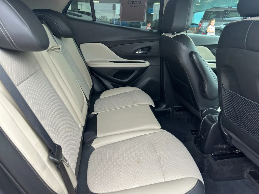 Used 2021 Ebony Twilight Metallic Buick Preferred image 21