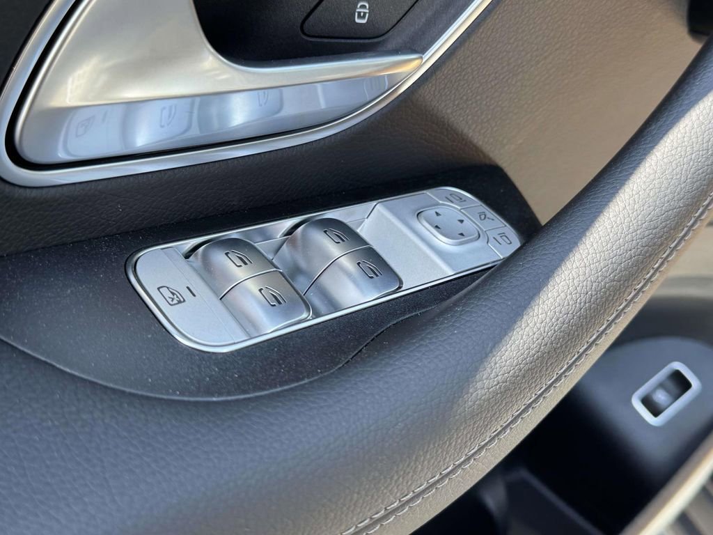 New 2026 Black Mercedes-Benz GLS 450 image 18