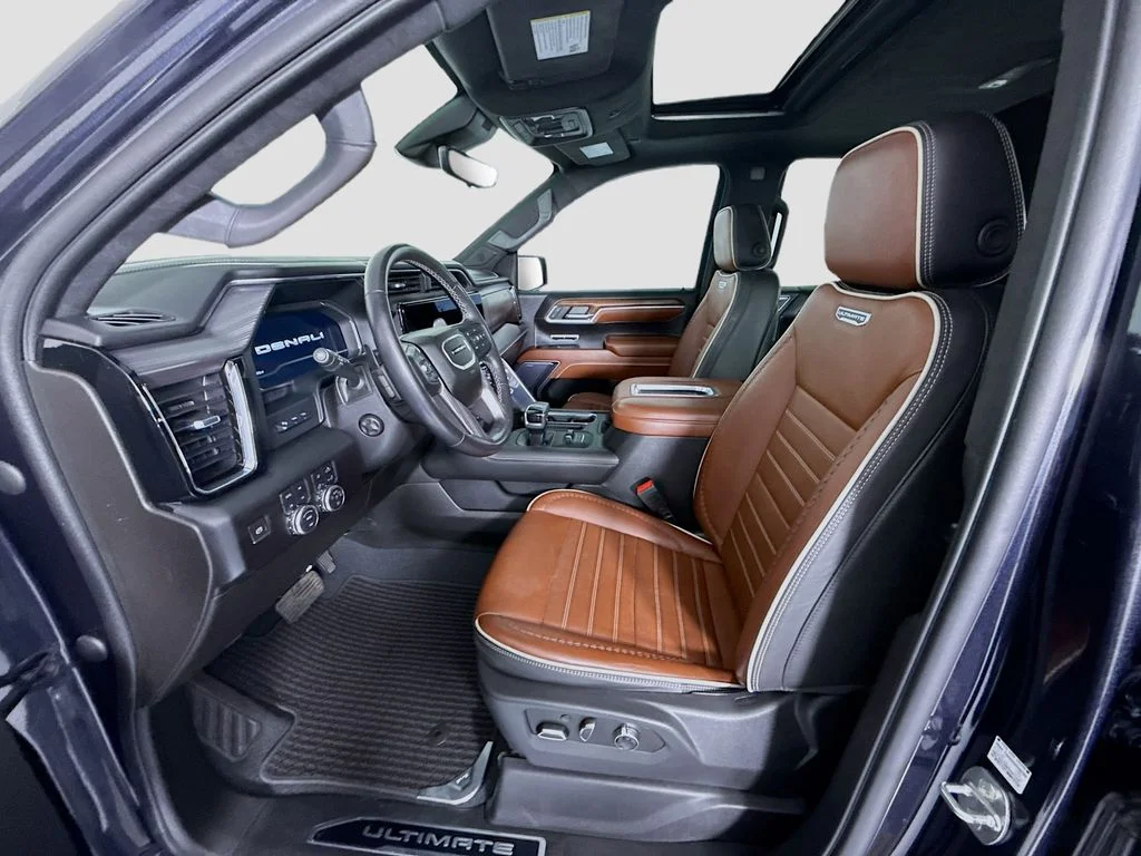 Used 2022 Silver GMC Denali Ultimate image 19
