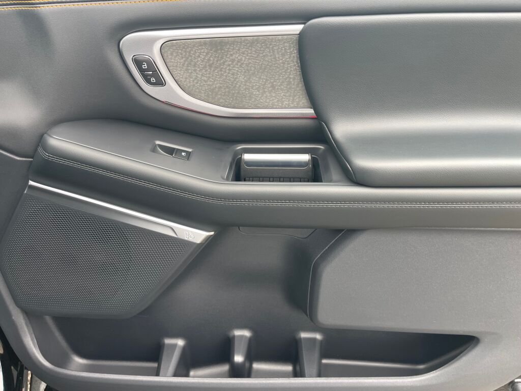 New 2027 Agate Black Metallic Ford Tremor image 25