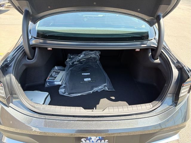 New 2026 Gray Hyundai SE image 47