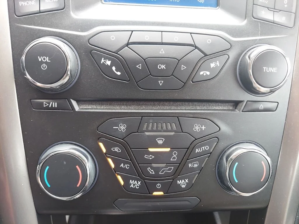 Certified Used 2018 Gray Ford S image 27