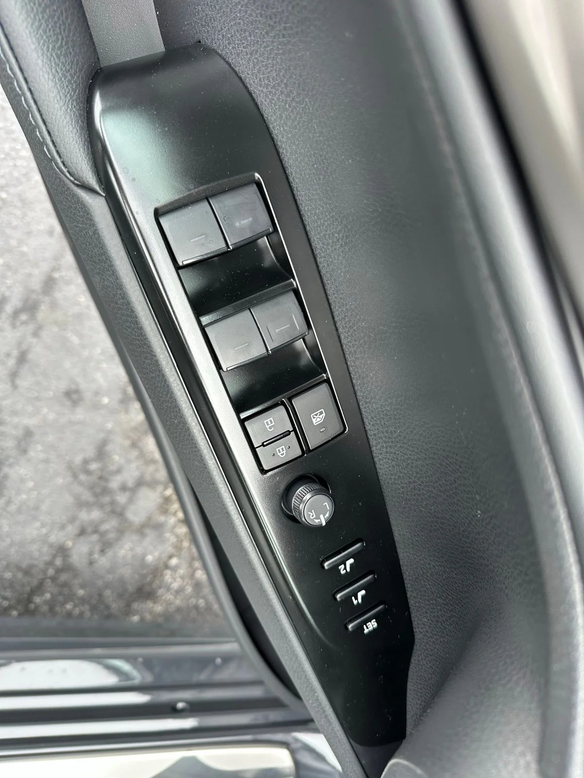 2026 Toyota Camry XSE - Photo 10