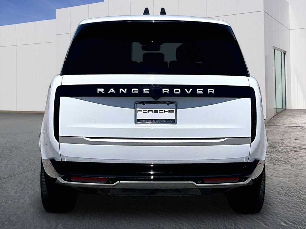 Used 2025 White Land Rover Autobiography image 6