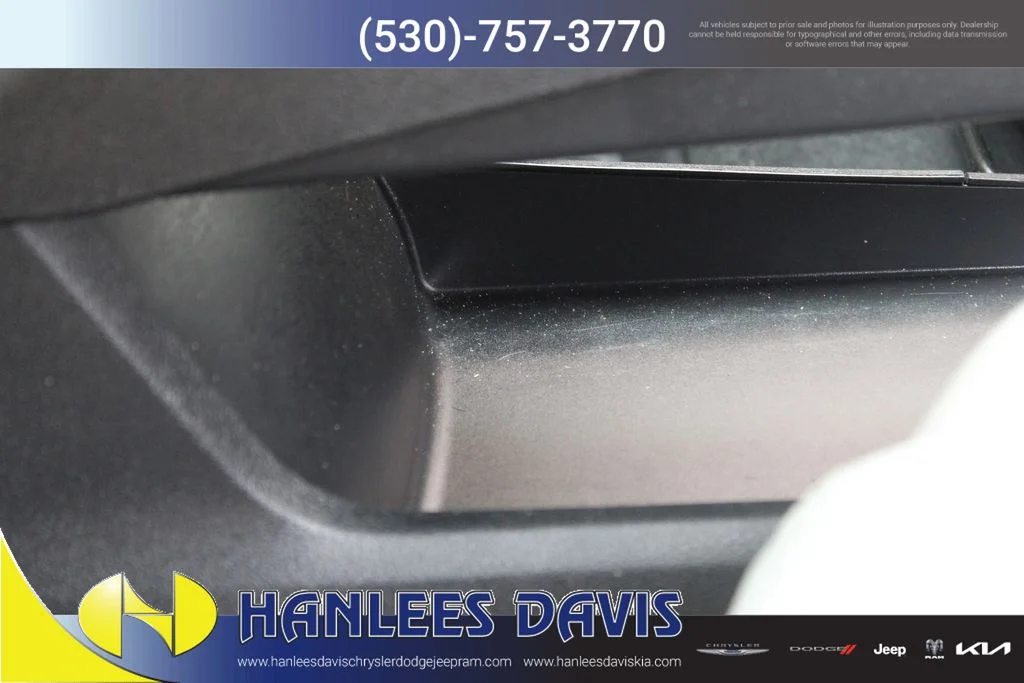 Used 2021 White Nissan SV image 14
