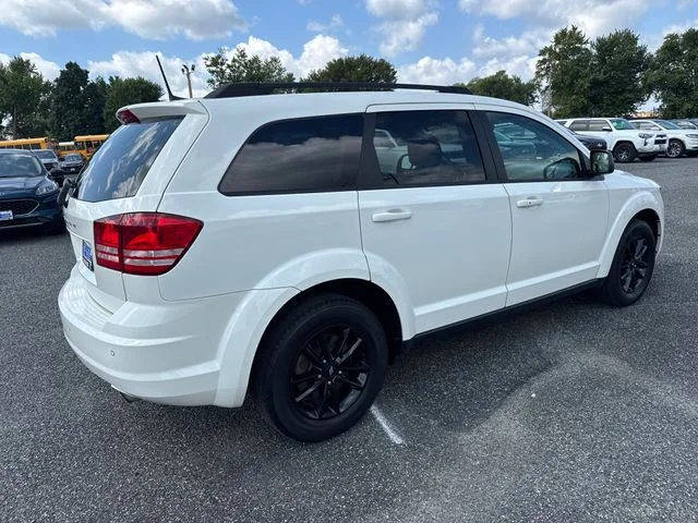 Used 2020 Vice White Dodge SE image 7