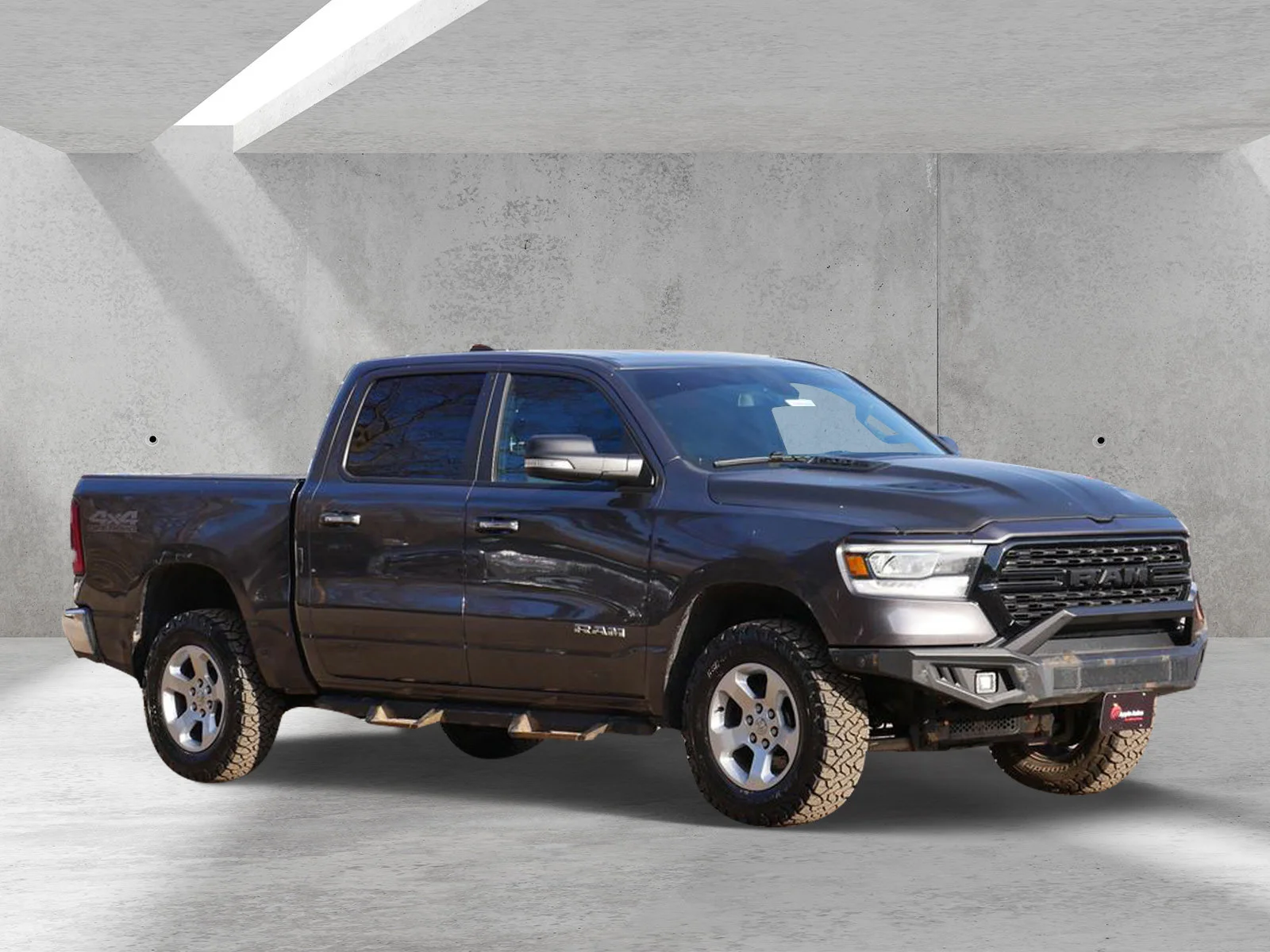 2019 RAM 1500 Big Horn/Lone Star 4x4 Crew Cab 5'7's photo