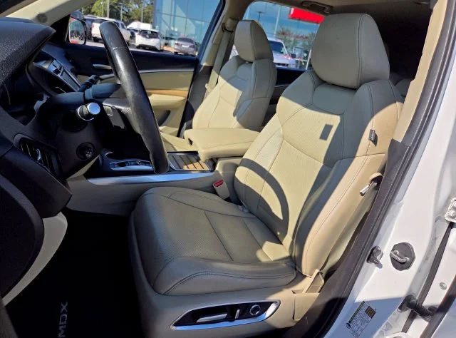 Used 2020  Acura Technology image 7