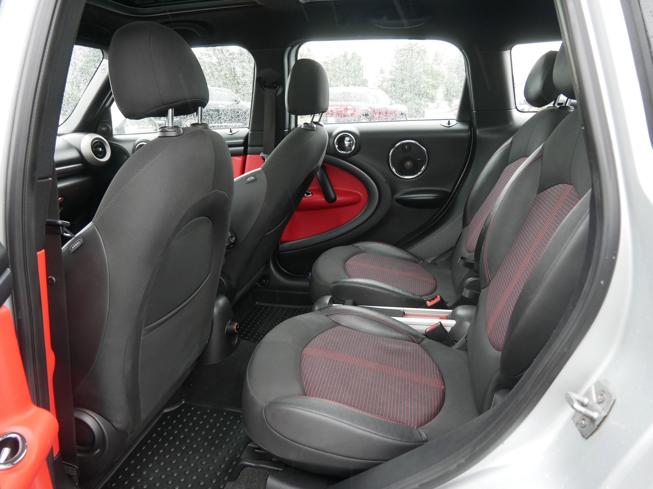 Used 2011 Silver MINI S image 11