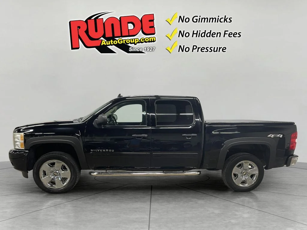 Used 2011 Chevrolet Silverado 1500 LT with VIN 3GCPKSE39BG335344 for sale in Manchester, IA