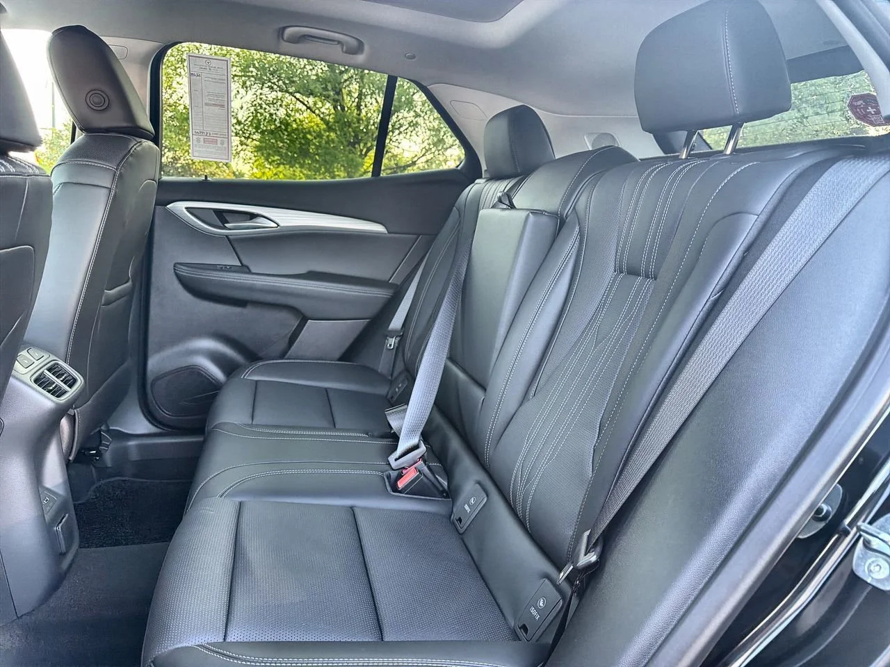 New 2026 Ebony Twilight Metallic Buick Avenir image 20