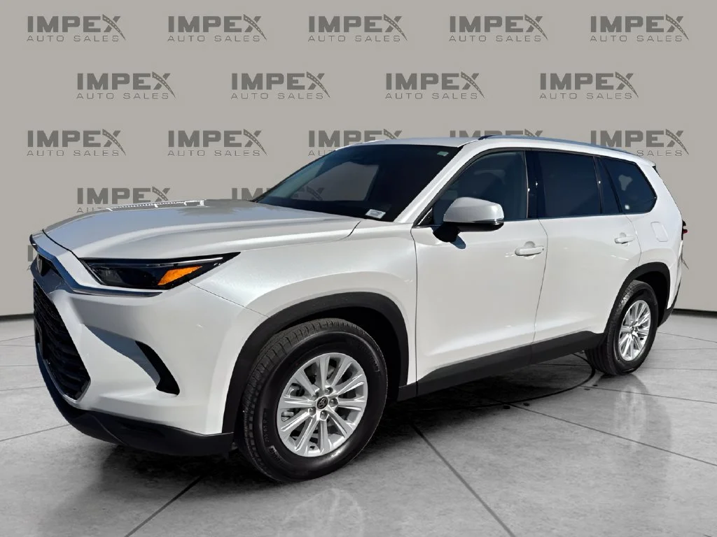 Used 2026 Beige Toyota XLE image 1