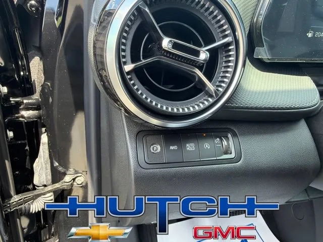 2027 Chevrolet Equinox LT - Photo 23
