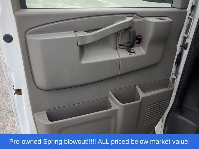 Used 2016 White Chevrolet Work Van image 20
