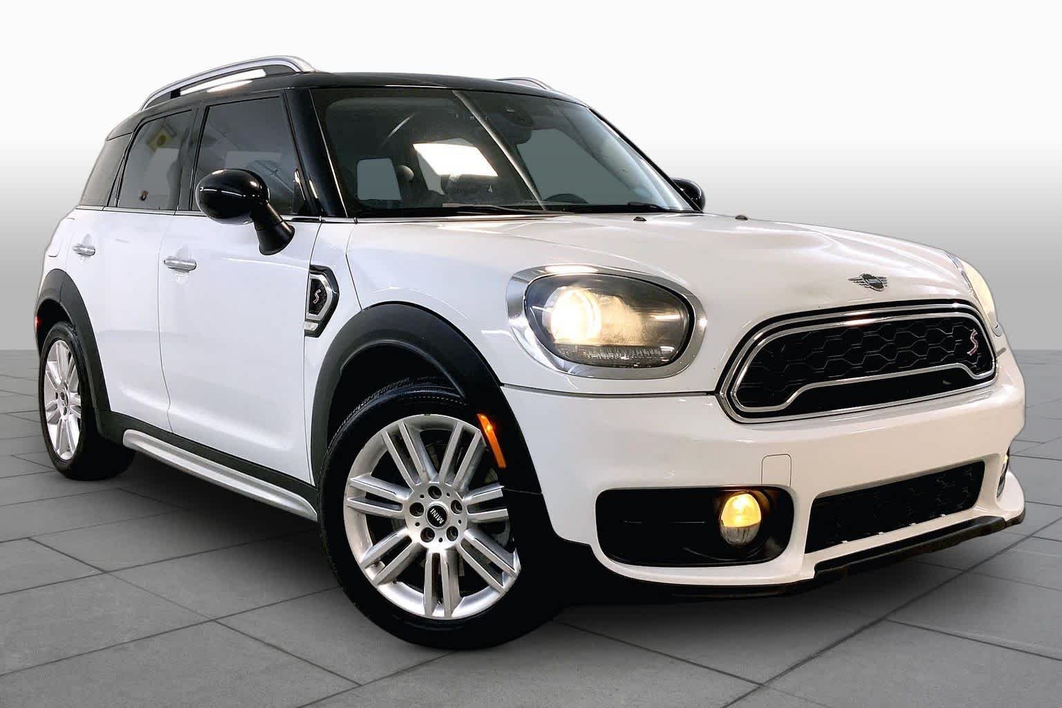 Used 2019 MINI Countryman S with VIN WMZYT3C57K3E96762 for sale in Kansas City